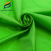 Tissu en nylon ripstop 40D hydrofuge en stock pour hamac d'extérieur / sac de rangement 100% nylon taffetas résistant aux déchirures