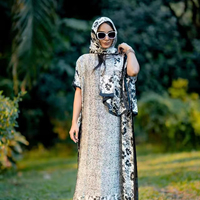 Vente en Gros Nouvelles Robes Caftan pour Femmes Taille Unique Soie Satin Imprimée Robe de Nuit Longue Mode Africaine