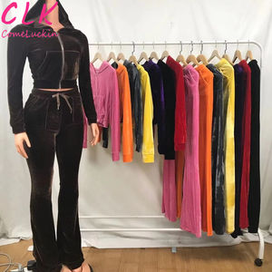 ชุดเซ็ตทูพีซสำหรับผู้หญิง เสื้อครอปท็อป กางเกงขาบานมีกระเป๋า เสื้อแขนยาวเวลัวร์ ชุดลำลองแบบเลกกิ้ง 2 ชิ้น สำหรับสุภาพสตรี - Product Image 1