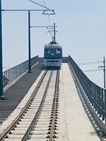Kereta Api Tram Mode Ganda untuk Jalur Bergradasi Tinggi di Perkotaan dan Pegunungan