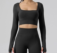 Ensemble de yoga côtelé sans couture pour femme : haut court à bretelles fines et leggings taille haute – Tenue d'entraînement pour la gym et la course à pied