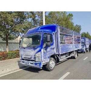 Camión de Carga ISUZU con Valla Alta 4X2 de 3.5 Toneladas, Volante a la Derecha/Izquierda, Camión Furgón con Valla, Emisión 4/5/6, Precio Mayorista, Suministro de Fábrica - Product Image 2