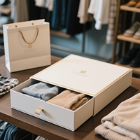 Tiroir d'emballage de vêtements de luxe avec logo personnalisé grande boîte cadeau en carton en papier rigide pour vêtements chandail de marque