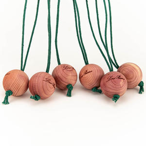 Boules en bois de cèdre <span class=keywords><strong>rouge</strong></span> en gros, naturelles, anti-insectes et anti-mites, pour artisanat, ornements et pendentifs - Product Image 3