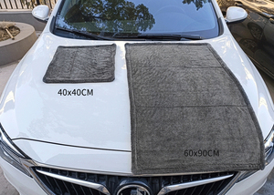 ผ้าไ<span class=keywords><strong>ม</strong></span>โครไฟเบอร์เช็ดรถแบบวงแหวน ขนาดใหญ่พิเศษ 1200GSM ทนทาน ซับน้ำ<span class=keywords><strong>เร</strong></span>็ว 60x90 ซม. แบบเส้นใยคู่บิ<span class=keywords><strong>ด</strong></span>เกลียวสองชั้น ขายส่ง - Product Image 2