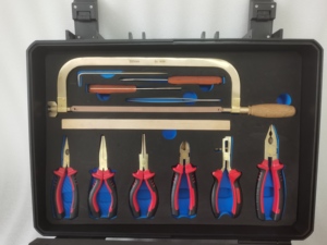 Ensemble d'outils anti-explosion et anti-étincelles en chêne, aluminium et bronze, 36 pièces, clé, pince, marteau, qualité industrielle, coffret rigide, CE - Product Image 4