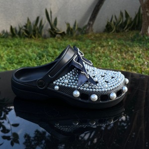 New Summer <b>Clogs</b> Women's Soft Cloud Feeling Lightweight Rhinestone Slippers Breathable Sandals Cross-Border Home Slippers - Product Image 1