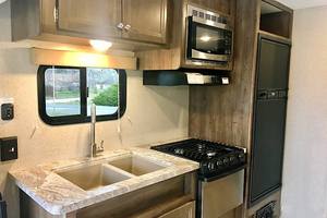 Remorque de camping tout-terrain pour le transport de jouets, remorque de voyage, caravane à vendre, remorque arrière pliable à bas prix, 16 pieds, 265/75R16, double essieu - Product Image 4