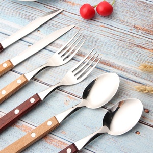 Ensemble de couverts en acier inoxydable 304 argenté pour restaurant et hôtel avec manche en bois - Product Image 3