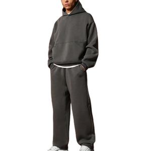 Conjunto de 2 Piezas de Sudadera Holgada Personalizada con Logotipo Bordado, Color Gris Oscuro, Sudadera con Capucha y Bolsillo Tipo Canguro, Pantalones Deportivos con Entrepierna Baja - Product Image 1