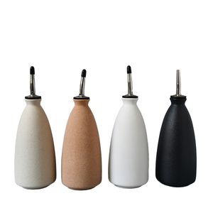 Dispenser per <span class=keywords><strong>Olio</strong></span> <span class=keywords><strong>d</strong></span>'<span class=keywords><strong>Oliva</strong></span> in Ceramica con Beccuccio Versatore in Acciaio Inox Contenitore Ecologico per Alimenti Vino e Aceto per Uso in Cucina - Product Image 2