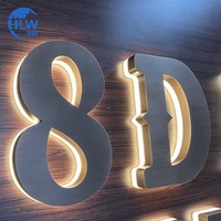 Enseigne rétroéclairée à finition antique en acier inoxydable avec panneau en bois grainé, logo LED, lettres rétroéclairées par LED, enseigne commerciale