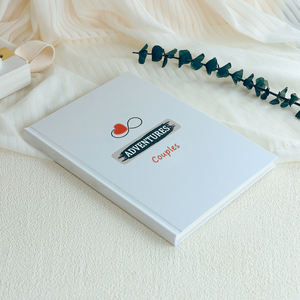 <span class=keywords><strong>Livre</strong></span> en papier à gratter Sweet <span class=keywords><strong>Couple</strong></span> Interactive Entertainment pour créer <span class=keywords><strong>de</strong></span> bons souvenirs Entertainment Adventure <span class=keywords><strong>Challenge</strong></span> - Product Image 2