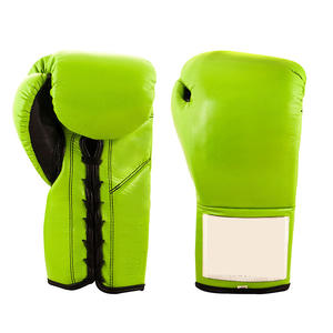 Gants de boxe d'entraînement MMA ONEMAX en cuir PU de haute qualité, gants de boxe d'entraînement personnalisés, gants de boxe de 16 oz en vente - Product Image 2
