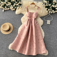 Robe longue élégante en satin pour femme WIWT, coupe trapèze, décor floral 3D, bretelles halter, décontractée, pour les fêtes, le quotidien et les vacances