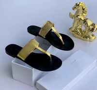 Tongs de créateur pour femmes Sandales d'été Sandales décoratives Slip-on Slides Fashion Women Sandals Summer Wholesale Flat Shoes
