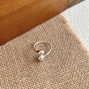 Anillo de Plata de Ley S925 con Forma de Lágrima Geométrica para Mujer, Diseño Minimalista, Joyería para el Dedo Índice, Uso Diario - Product Image 3