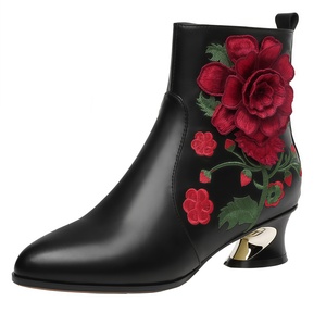 Nouvel Arrivage : Bottines Cheongsam de Luxe en Cuir de Vachette Brodé, Style Ethnique Chinois, à Bout Pointu et Talon Carré - Product Image 5