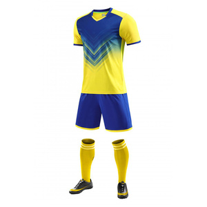 ชุดฟุตบอลแบบซับลิเมชั่นเต็มตัว ออกแบบเองได้ พร้อมโลโก้ เสื้อฟุตบอลน้ำหนักเบา สำหรับฤดูร้อนและฤดูใบไม้ร่วง - Product Image 1
