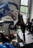 Station de soudage laser Yaskawa, bras robotisé articulé à six axes, 1 kW, 380 V, entraînement servo-électrique, charge utile de 12 kg, refroidissement par eau/air