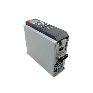 ตัวควบคุมความเร็วมอเตอร์ AC แบบปรับความถี่ได้ VLT FC-302 ซีรีส์ 380-480V 2.2kW - Product Image 3