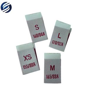 Tùy Chỉnh S <span class=keywords><strong>M</strong></span> L Xl Số Trung Tâ<span class=keywords><strong>m</strong></span> Gấp Dệt May Vải Cổ Thư Kích Thước Nhãn Tag Cho Quần Áo - Product Image 1
