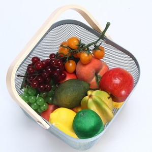 Organisateur <span class=keywords><strong>de</strong></span> <span class=keywords><strong>fruits</strong></span> et fleurs en métal pour salle <span class=keywords><strong>de</strong></span> bain, nouvelle cuisine, <span class=keywords><strong>cadeau</strong></span> <span class=keywords><strong>de</strong></span> <span class=keywords><strong>fruits</strong></span>, <span class=keywords><strong>panier</strong></span> d'affichage en treillis métallique, Cube <span class=keywords><strong>de</strong></span> rangement, poignée en bois, paniers pour cadeaux - Product Image 5