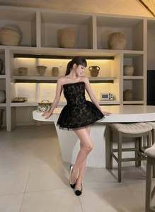 เดรสสั้นลูกไม้เซ็กซี่สไตล์โกธิคสำหรับผู้หญิง แบบเกาะอกรัดรูปทรงคอร์เซ็ท กระโปรงบาน เหมาะสำหรับงานปาร์ตี้และคลับ ขายส่ง - Product Image 6