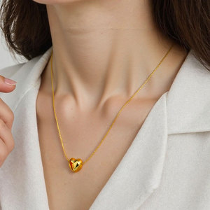 Collar Minimalista <span class=keywords><strong>de</strong></span> Acero Inoxidable Chapado en Oro <span class=keywords><strong>de</strong></span> 18K con Colgante <span class=keywords><strong>de</strong></span> Corazón para Mujeres y <span class=keywords><strong>Niñas</strong></span> - Product Image 2