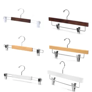 2021Bestseller Hochwertige benutzer definierte hölzerne weiße Kleiderbügel Clips Pant Hanger