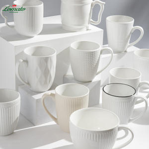 Tazas de Café de Porcelana Blanca con Logotipo Personalizado al por Mayor, Diseño Moderno con Relieve Esculpido, Ecológicas y Duraderas |   En stock - Product Image 4