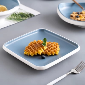 Plato con Diseño Floral Tricyclamide La <span class=keywords><strong>forma</strong></span> es de una placa plana <span class=keywords><strong>rectangular</strong></span>. - Product Image 2