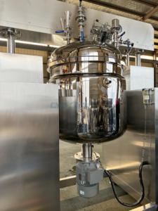 Lotion industrielle en pâte 66L faisant la machine Machine de mélange de crème pommade produit à haute viscosité émulsification sous vide - Product Image 2