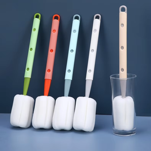 Brosse de nettoyage portable en plastique à long manche pour tasses et bouteilles, avec éponge amovible, vente en gros - Product Image 1