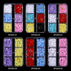 Nail Art <span class=keywords><strong>Fleur</strong></span> Perle Perle Conception Kawaii 3D <span class=keywords><strong>Manucure</strong></span> Ornements Acrylique Fleurs Lumière Changement de Température Nail Art Décoration - Product Image 3