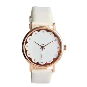 Nuevo Reloj de Buceo Mecánico de Lujo de 41 mm con Cristal de Zafiro, Esfera con Manecillas, Caja de Acero Inoxidable y Correa de Caucho, Resistente al Agua hasta 50 Bares, Movimiento 4302 - Product Image 5