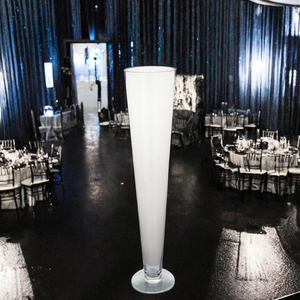 Modern Minimalist Cone-shaped Transparent <b>Glass</b> Tabletop <b>Vase</b> for Anniversary Centerpiece Decorations - Product Image 5