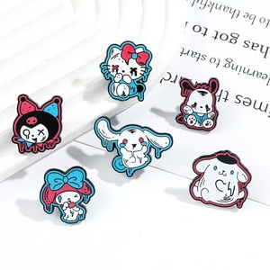 Bán Buôn Dễ Thương Hello Kitty Trâm Pin Tùy Chỉnh In Nhật Bản Cô Gái Trái Tim Kim Loại Ba Lô Pins Tốt Cổ Phiếu Cho Quần Áo Túi Nghệ Thuật - Product Image 4