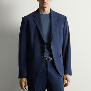 Ensemble de costume pour homme bleu marine à revers crantés et simple boutonnage avec pantalon - Product Image 3