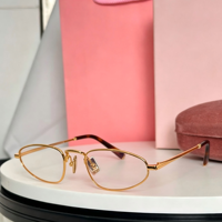 Lunettes de soleil de haute qualité à monture carrée intégrale avec verres dégradés, légères, en métal doré, protection UV %, pour un usage extérieur unisexe