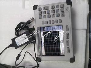 Analyseur de câbles et d'antennes Anritsu S331D Site Master AVEC adaptateur secteur, kit de calibrage - Product Image 2