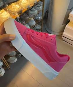 2025 nuove Sneakers femminili bianche di tendenza primaverile con fondo spesso scarpe da tavola Casual <span class=keywords><strong>per</strong></span> studenti coreani di piccole dimensioni - Product Image 2