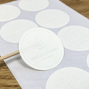 Etiqueta Adhesiva con Logotipo Personalizado, Impresa y Grabada, Acabado Brillante, Reutilizable, 500 Unidades MOQ, Blanco Puro, Tamaño Personalizado, Marca <span class=keywords><strong>SHYS</strong></span> para Promoción - Product Image 3