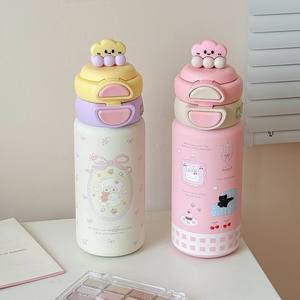 กระติกน้ำเก็บอุณหภูมิแบบน่ารักสำหรับเด็กผู้หญิง ขนาด 500 มล. ขวดน้ำพกพาพร้อมหลอดดูด ของขวัญสำหรับนักเรียนและเด็กๆ สำหรับกลับไปโรงเรียน - Product Image 2