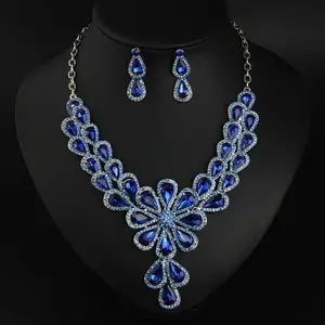 Qushine European And American Jewelry Luxury Diamond Necklace Earrings Set Collarbone Chain Dress Party Accessories