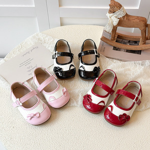 Chaussures d'école en cuir PU pour bébé fille, vente en gros, nouveau style, mocassins antidérapants pour tout-petits avec nœud princesse, chaussures pour enfants - Product Image 1