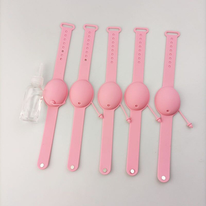 Dispenser disinfettante per mani in Silicone con logo personalizzato, bracciale in silicone personalizzato, portachiavi con bracciale in silicone - Product Image 1
