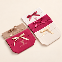 Ensemble de pochettes et de sacs cadeaux en velours de luxe LIONWRAPACK |   Emballage en daim avec logo personnalisé, vente en gros