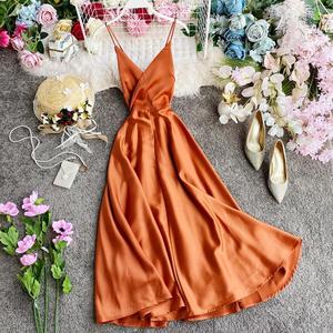 <span class=keywords><strong>Abito</strong></span> Estivo Personalizzato in Chiffon di Seta per Donna, Lunghezza Media, Senza Maniche, con Spalline, Ampio Gonna, Sexy <span class=keywords><strong>Abito</strong></span> da Spiaggia in Raso con Schiena Scoperta - Product Image 1