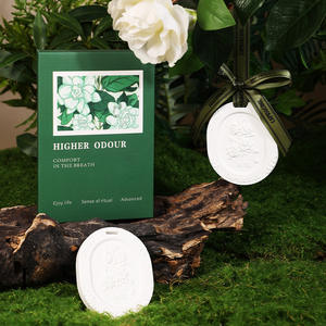 Usine En Gros Parfum De Voiture Parfum Durable Gardenia Floral Osmanthus Parfum Pendentif Parfum De Voiture - Product Image 3